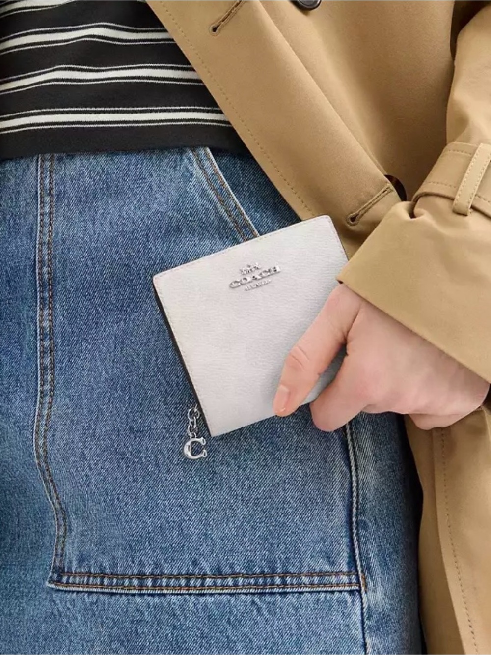 COACH SNAP WALLET IN SIGNATURE CANVAS WHITE - Picture 3 of 7